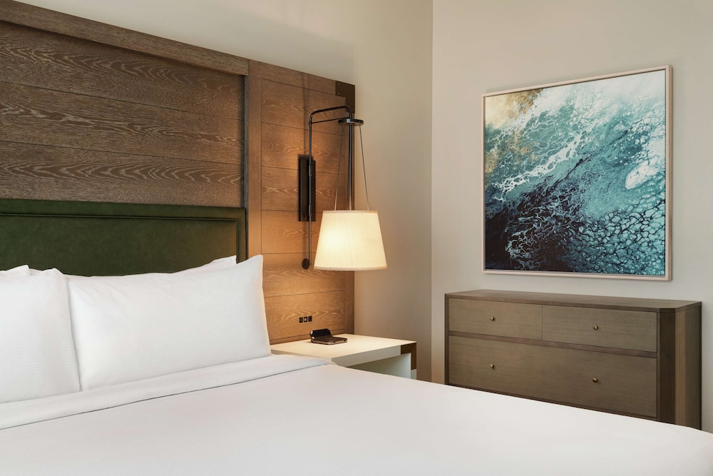 Embassy Suites by Hilton Panama City Beach Resort - photo 13