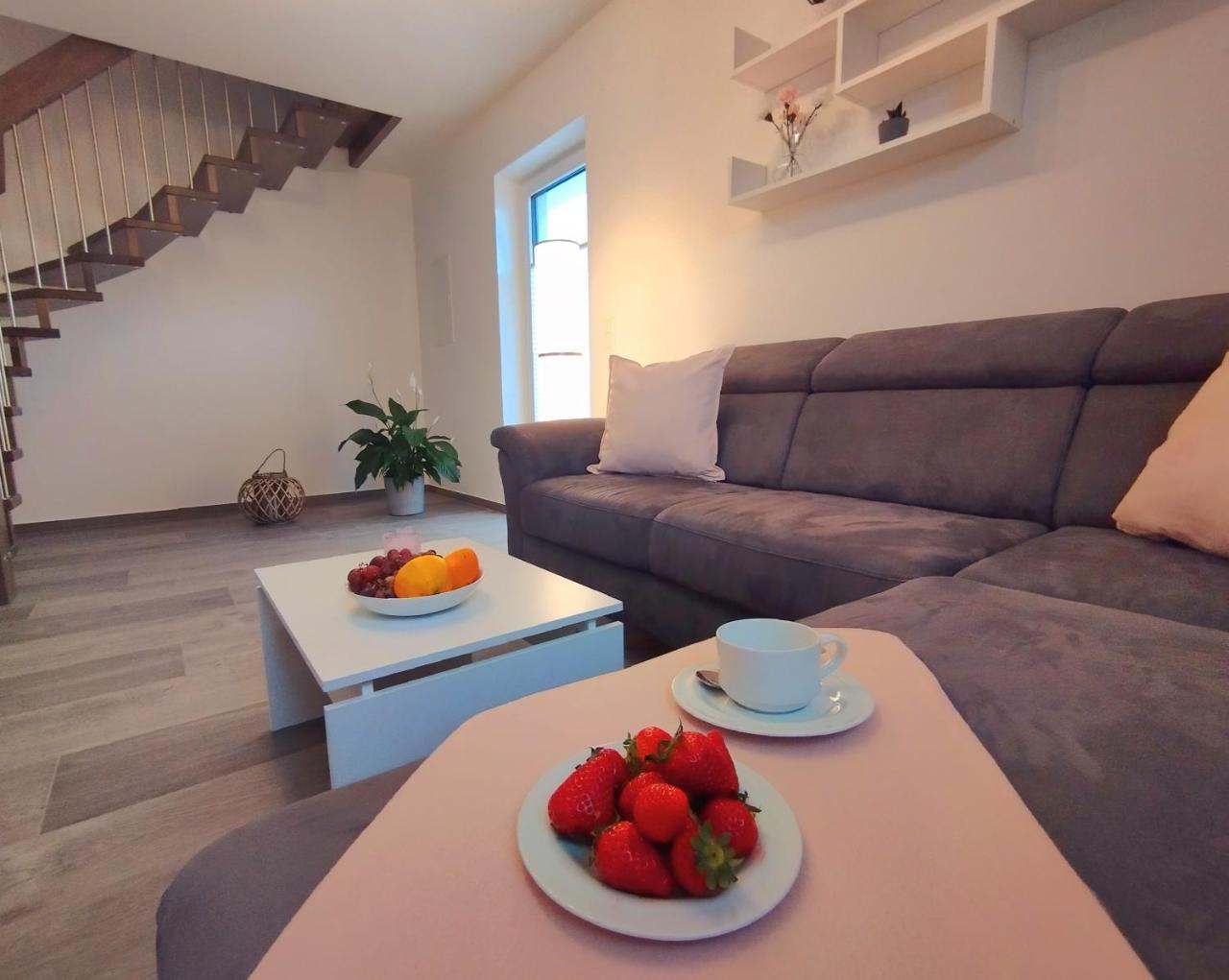 Ferienwohnung Blumenmeer — 4-Star Luxury Hotel in Karlshagen, Germany