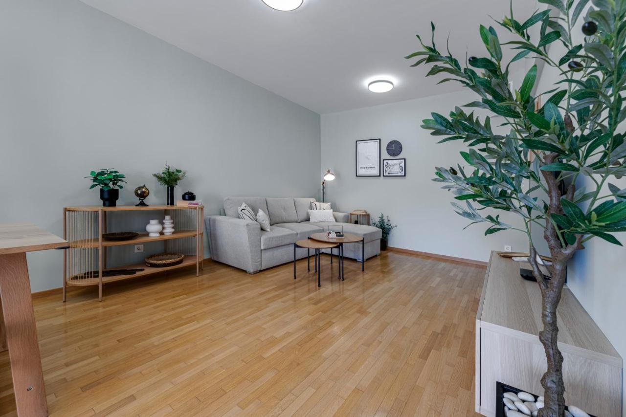 River Apartment