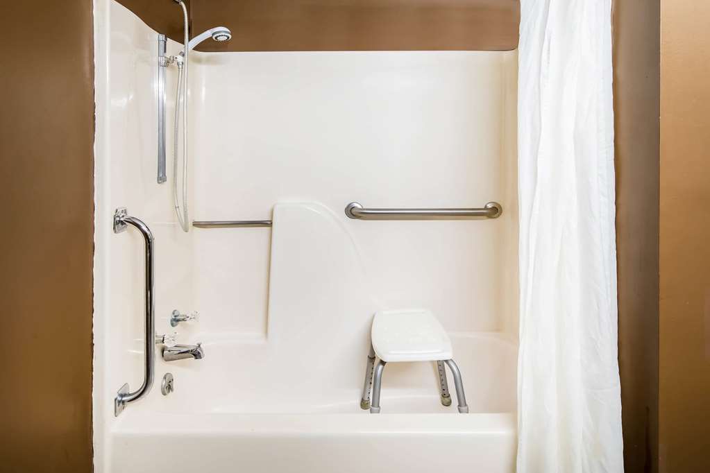 Super 8 by Wyndham Gaffney - photo 22
