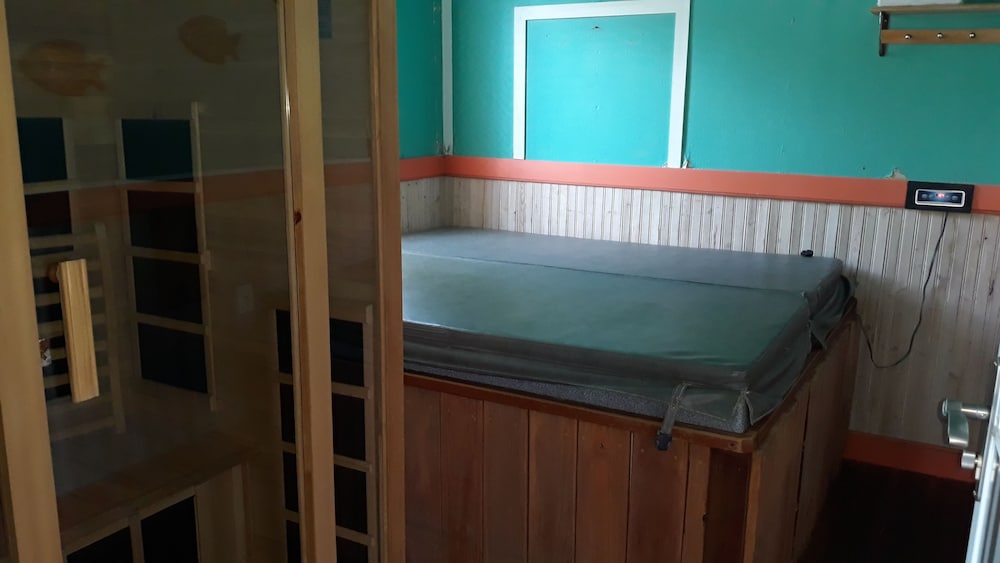 Columbine INN - photo 9