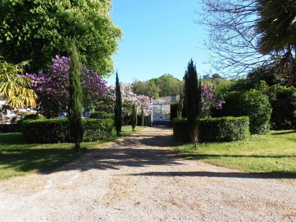 La Menarderie - carbon neutral hotel in Jonzac