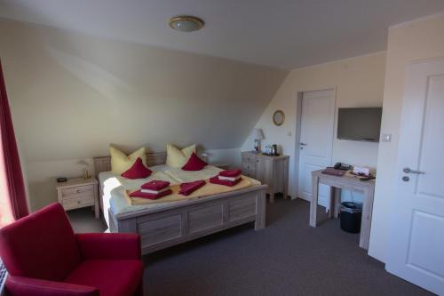 Hotel Rodenbäck — Neuharlingersiel — photo 3