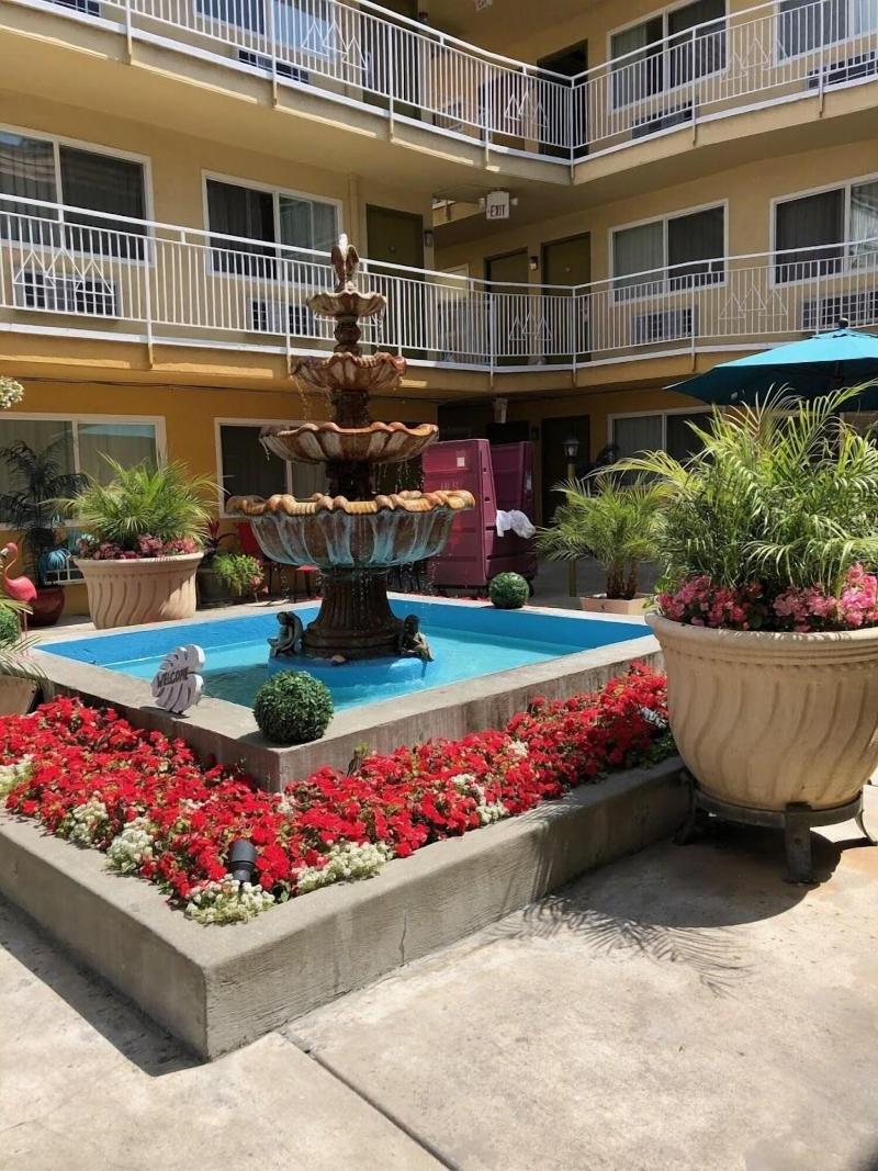 Imperial Inn Oakland - photo 10