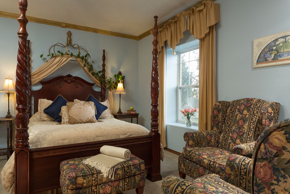 The Roosevelt Inn - photo 33