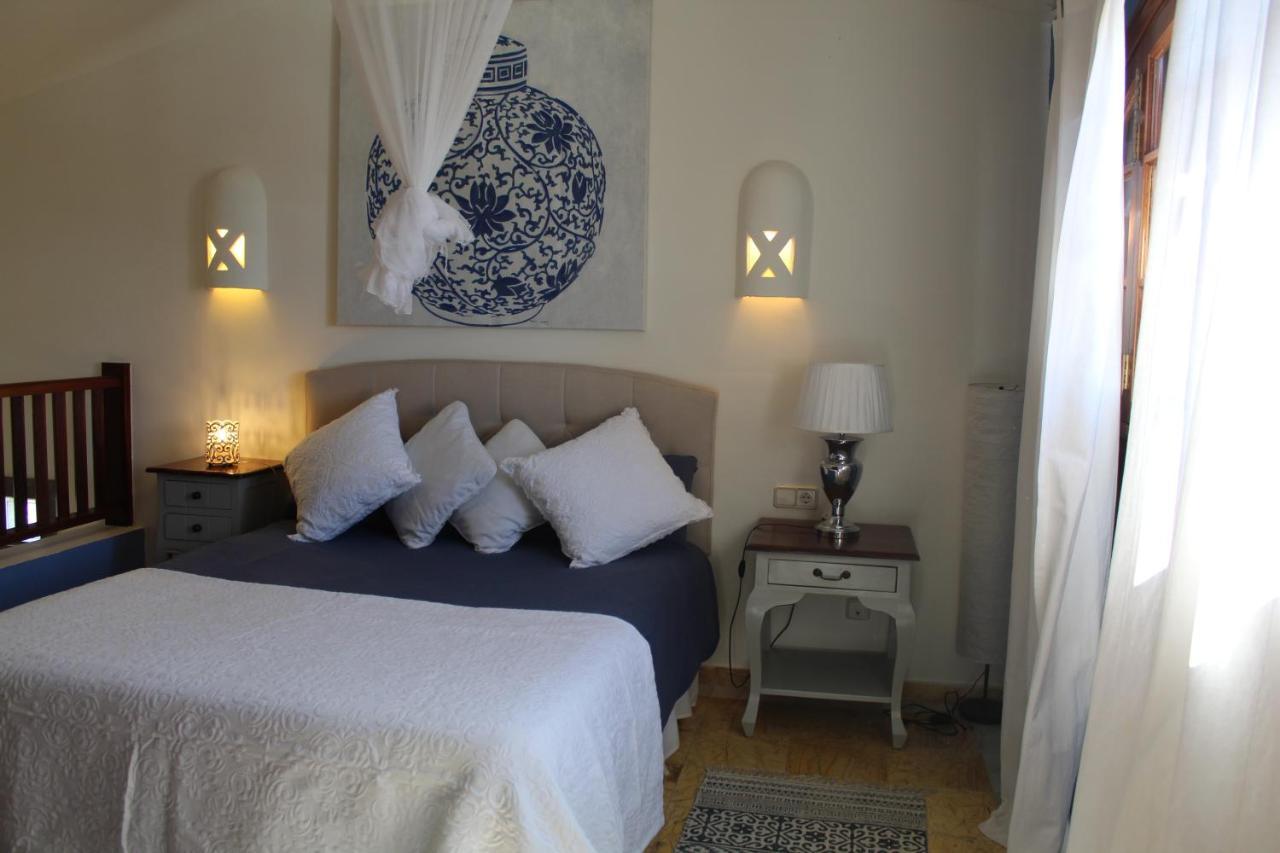 Apartamento Frida Faro Park — 4-Star Luxury Hotel in Playa Blanca, Spain