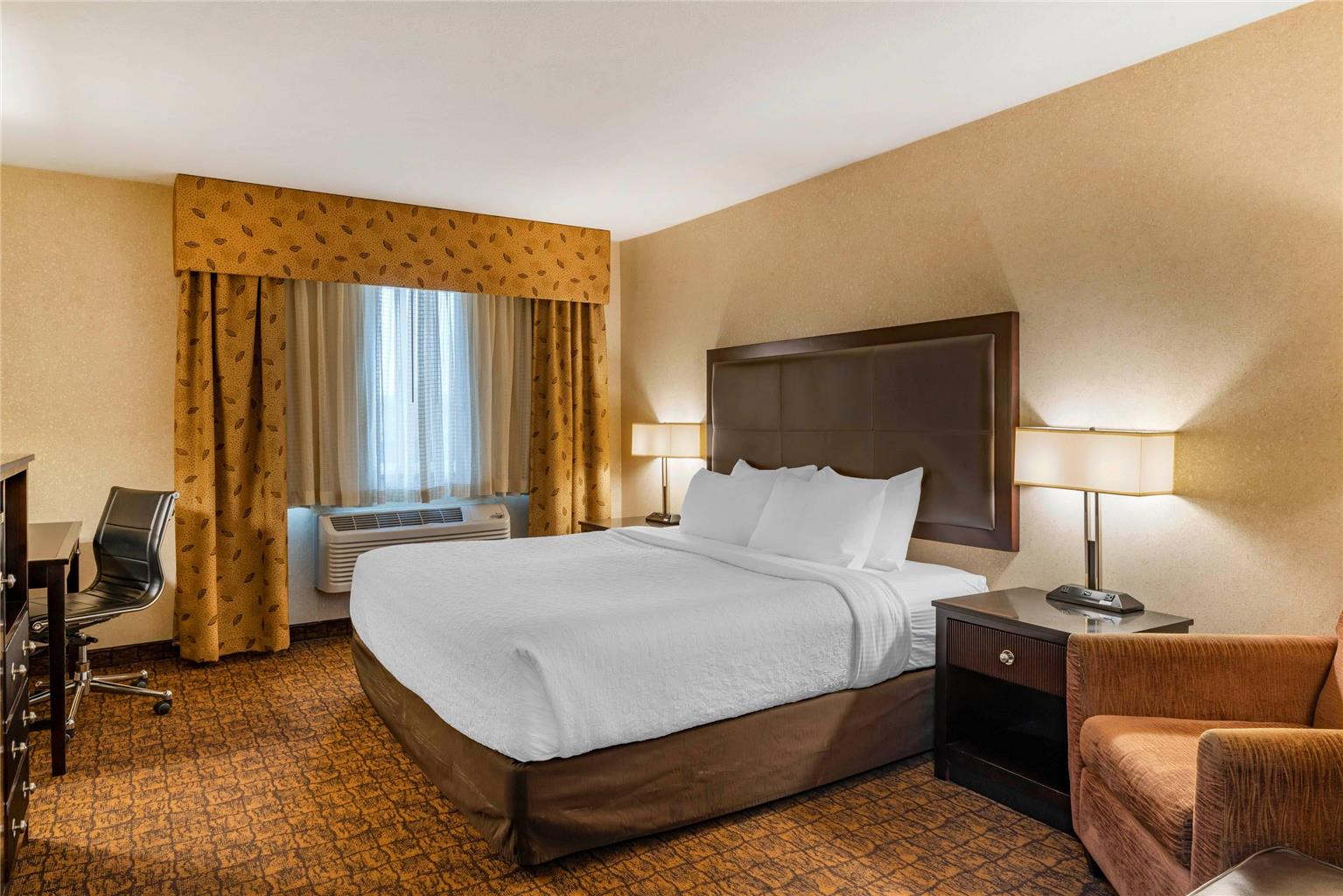 Lloyd Hotel Astoria Bayfront Ascend Hotel Collection OR - photo 27