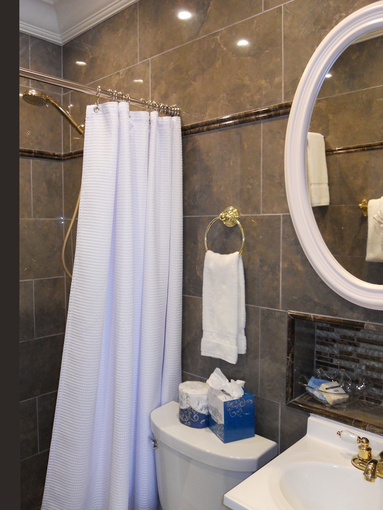 Duval Inn - photo 43
