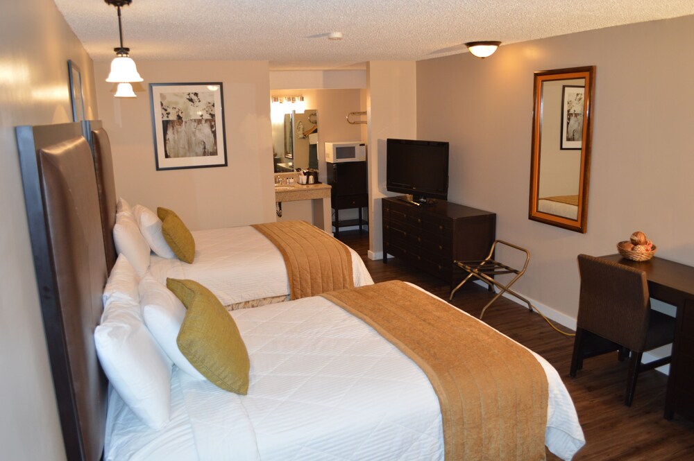 Laramie Valley Inn - photo 8