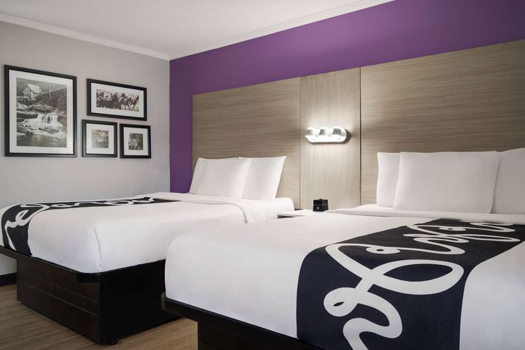 La Quinta Inn by Wyndham Birmingham Inverness - photo 13