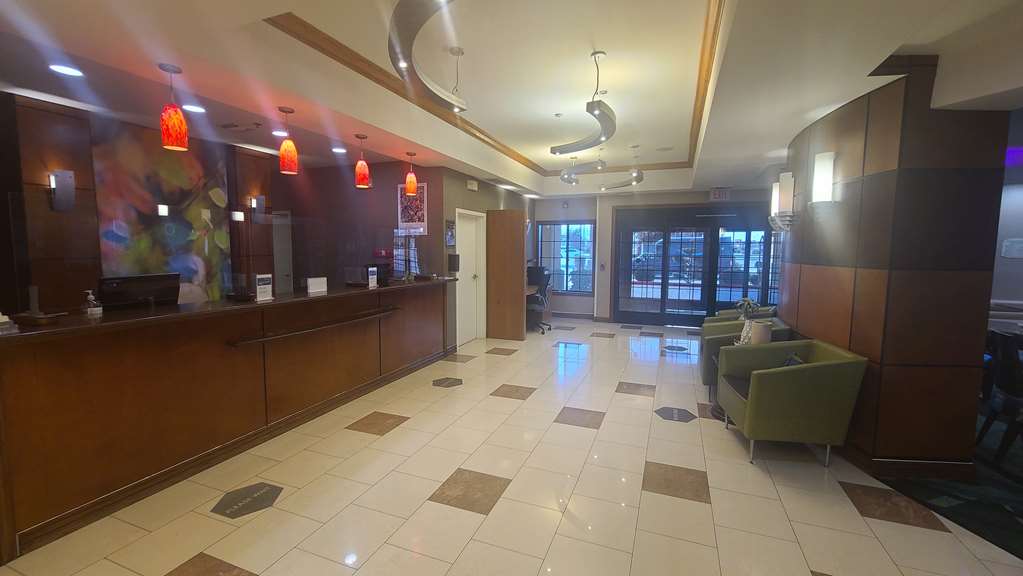Best Western Hesperia Victorville Suites - photo 3