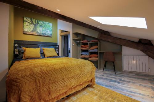 La Foret T2 Hypercentre Chic Et Cosy Wifi Par Sovalfi — Saint Etienne