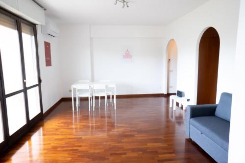 Ermete Eur House — 4-Star Luxury Hotel in Rome, Italy