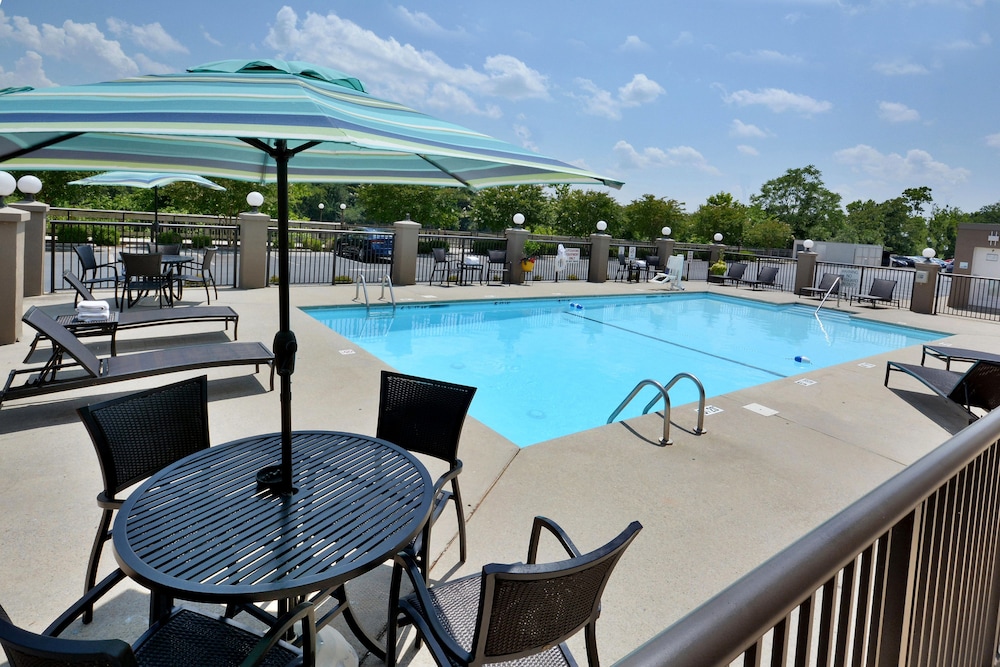 Holiday Inn Express Danville by IHG - photo 21