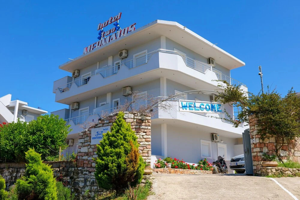 Two Mermaids Hotel pet-friendly hotel Ksamil