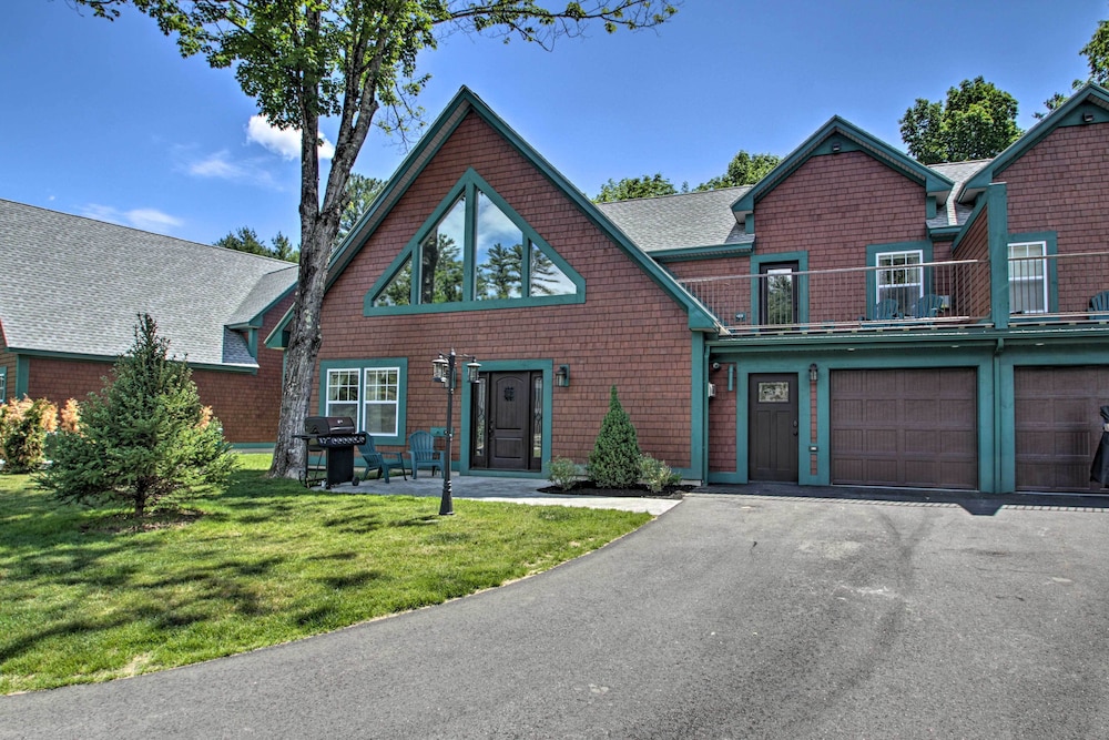 Condo with Grill Walk to North Conway and Cranmore — 4-Star Luxury Hotel in North Conway, United States