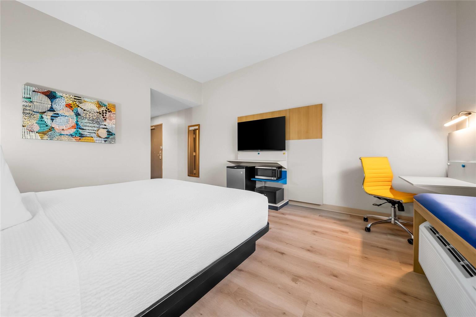 Microtel Inn and Suites by Wyndham Prattville Montgomery - photo 36