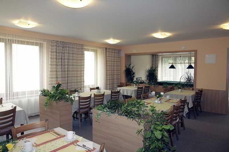Hotel Jonathan — Brno — photo 2