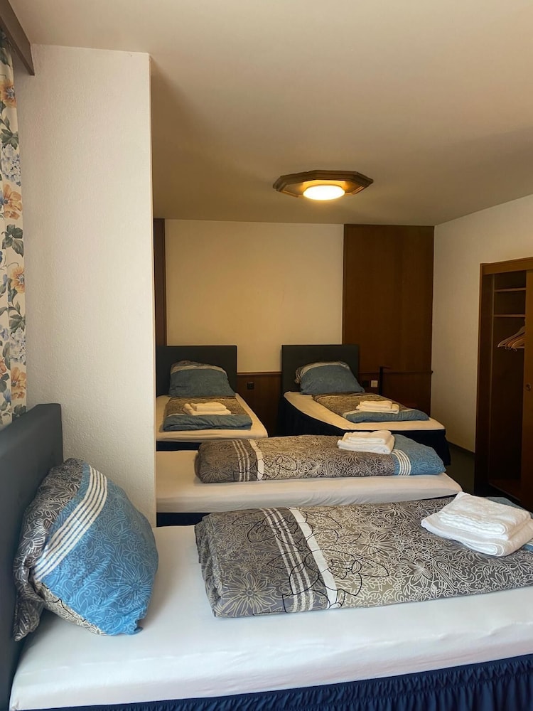 Hotel Regina DG drei D.G. GmbH — Sankt Augustin — photo 5
