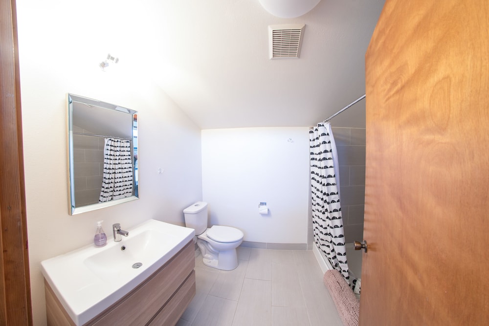 Monarch Motel - photo 31
