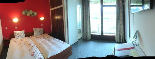 Hôtel de Ville - last minute hotel in Broc