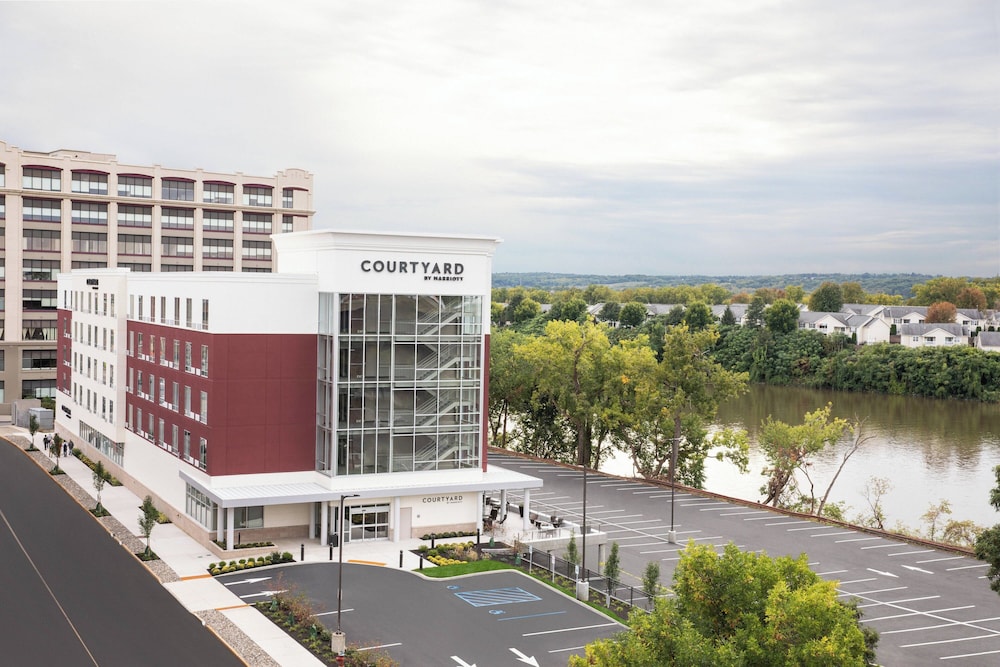 Courtyard by Marriott Albany Troy Waterfront - photo 41