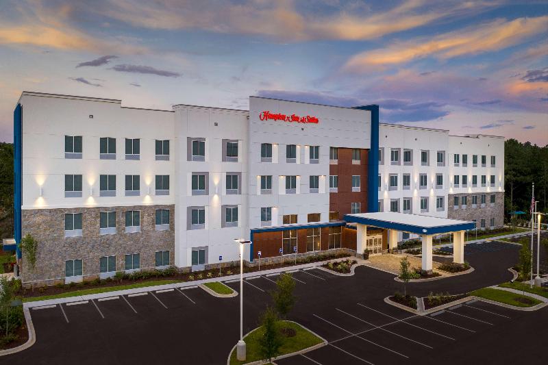 Hampton Inn Suites Lexington Columbia — Lexington