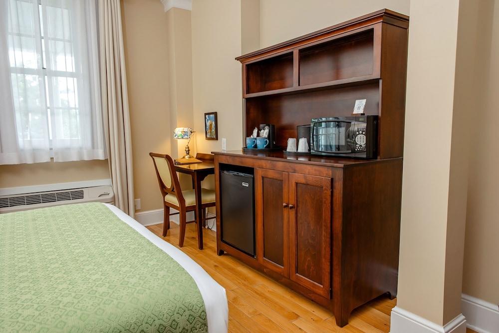 Mills Park Hotel - photo 9