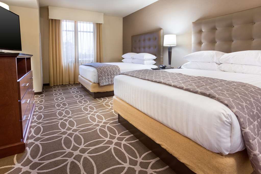 Drury Inn & Suites Louisville North - photo 8