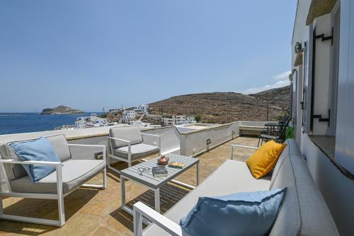 Teresa's Sunrise — 4-Star Luxury Hotel in Panormos, Greece