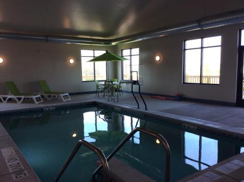 Scenic Shore Inn - photo 14