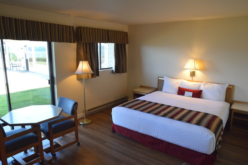 Astoria Crest Motel - photo 32