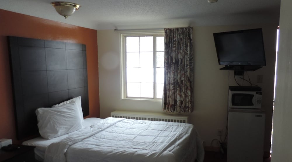 Gratiot View Motel - photo 3