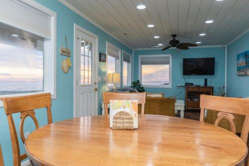 Diamond In The Rough by Oak Island Accommodations - photo 14