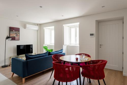 The Travelers Terrace 2BR in Lisbon — 4-Star Luxury Hotel in Lisbon, Portugal