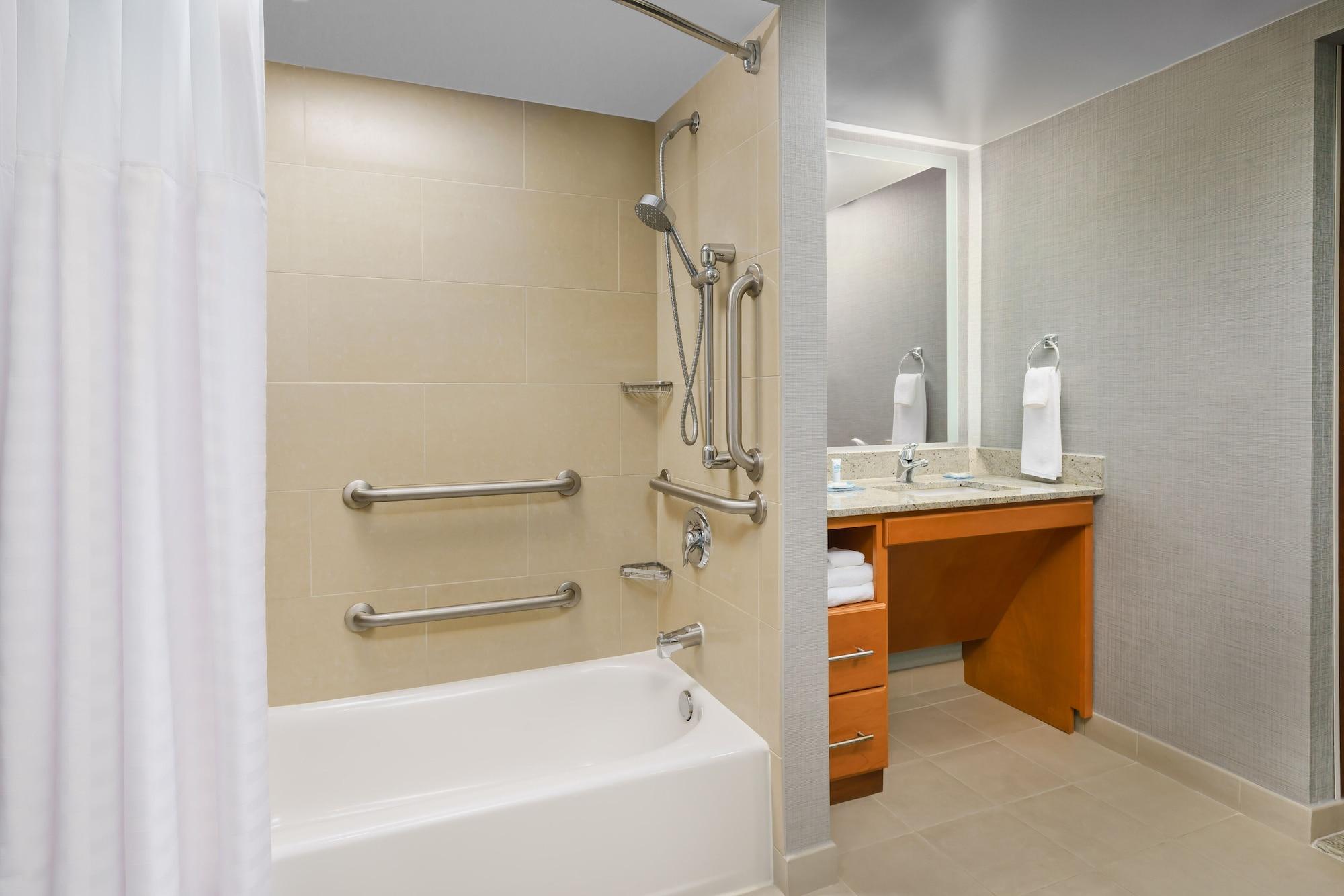 HYATT house Fort Lauderdale Airport & Cruise Port - photo 12