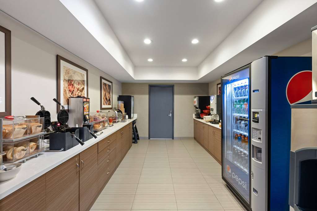 Microtel Inn & Suites by Wyndham Kirkland Lake in Kirkland Lake, Canada