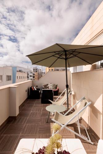 Superb 3 Bed Penthouse with Large Terrace — 4-Star Luxury Hotel in Sliema, Malta