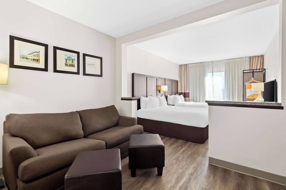 Comfort Suites Lumberton North - photo 15