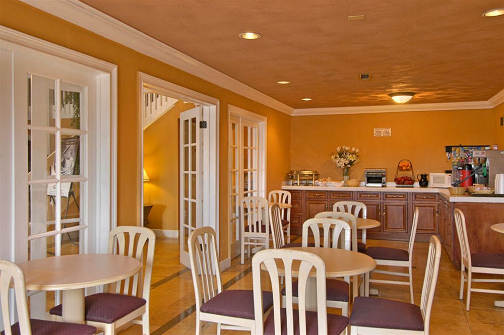 Courtyard Inn Sacramento - photo 5
