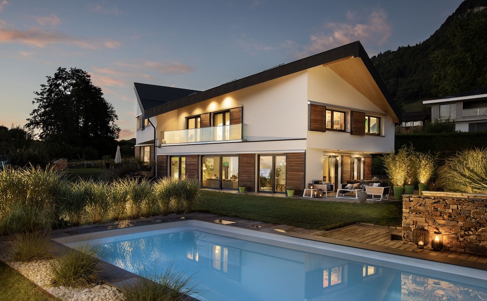 Montreux holiday home — 4-Star Luxury Hotel in Blonay, Switzerland