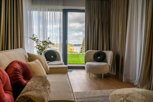 Lake Rental Pratum 27 — 4-Star Luxury Hotel in Mikolajki, Poland