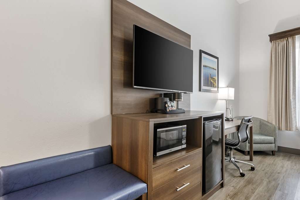 Best Western Plus First Coast Inn & Suites - photo 19