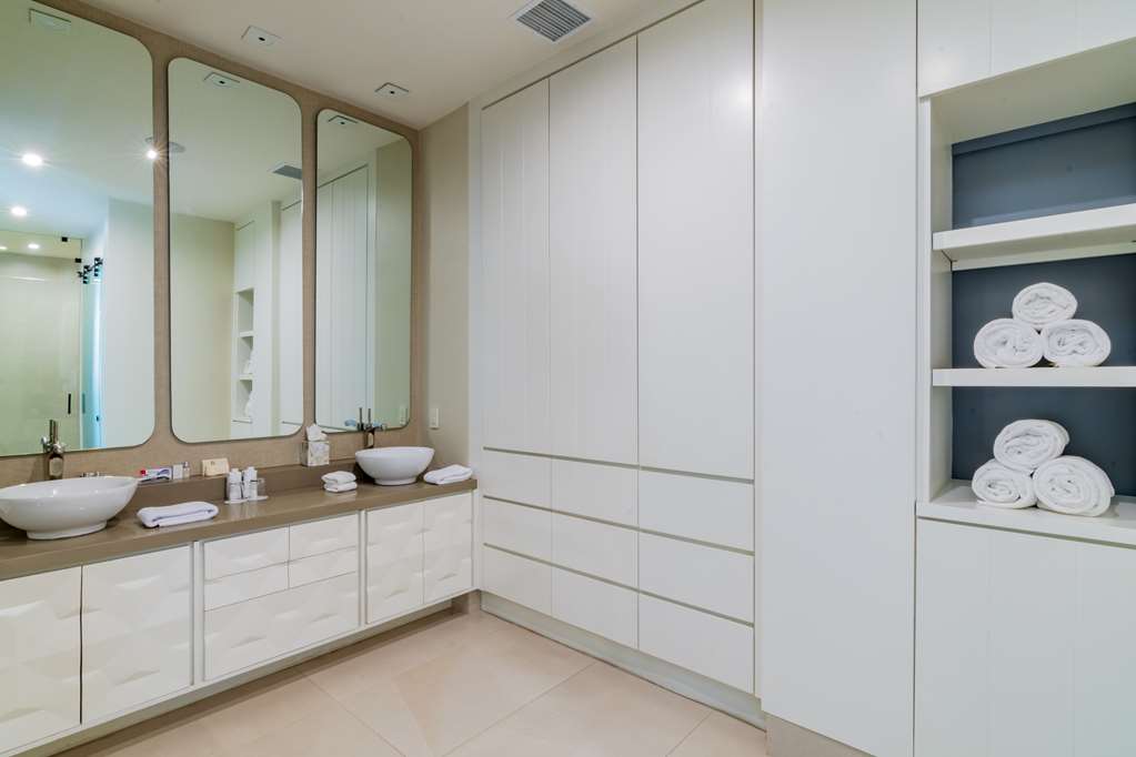 Presidential Bath