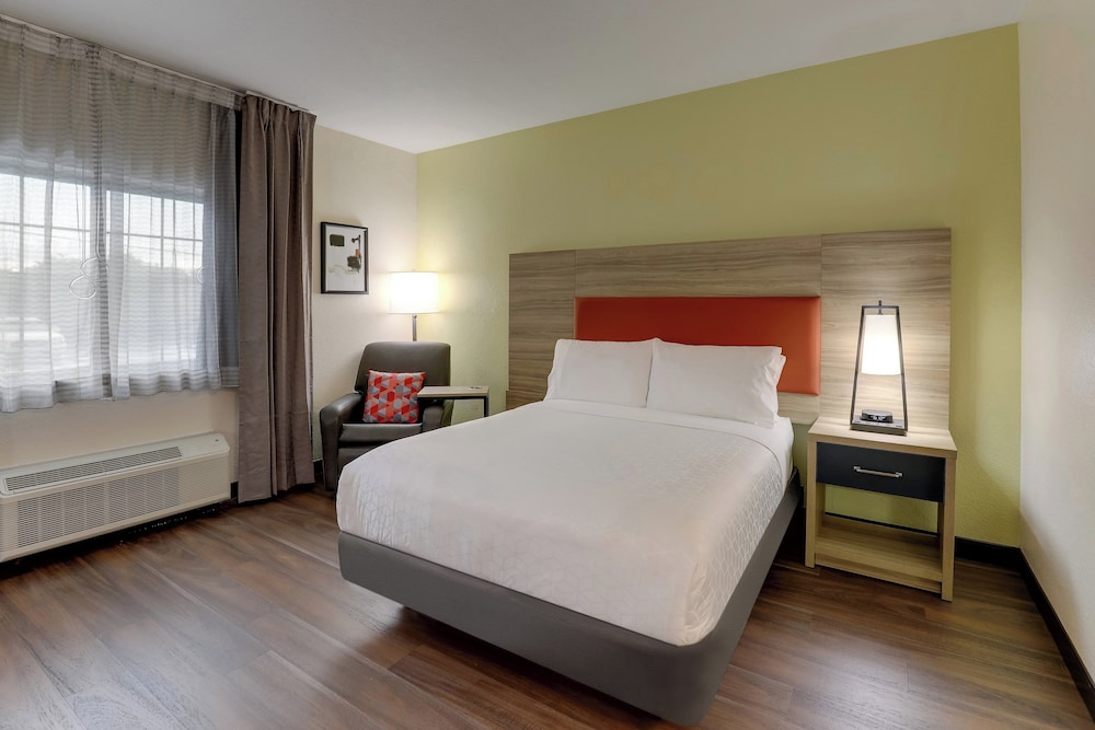 Candlewood Suites Lexington by IHG - photo 8