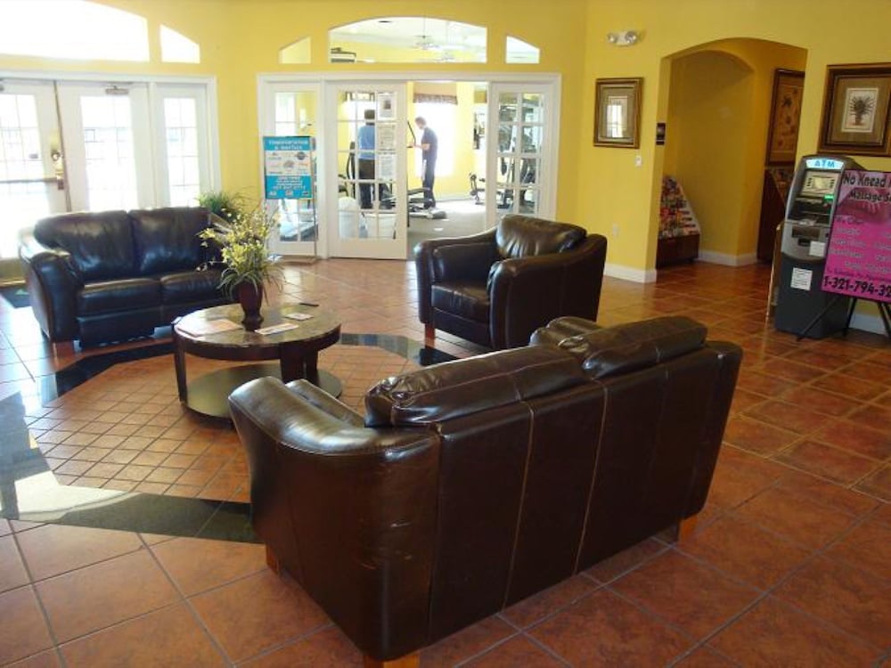 3BR 2.5BA Home in Emerald Island Resort by CV 8479 - photo 2