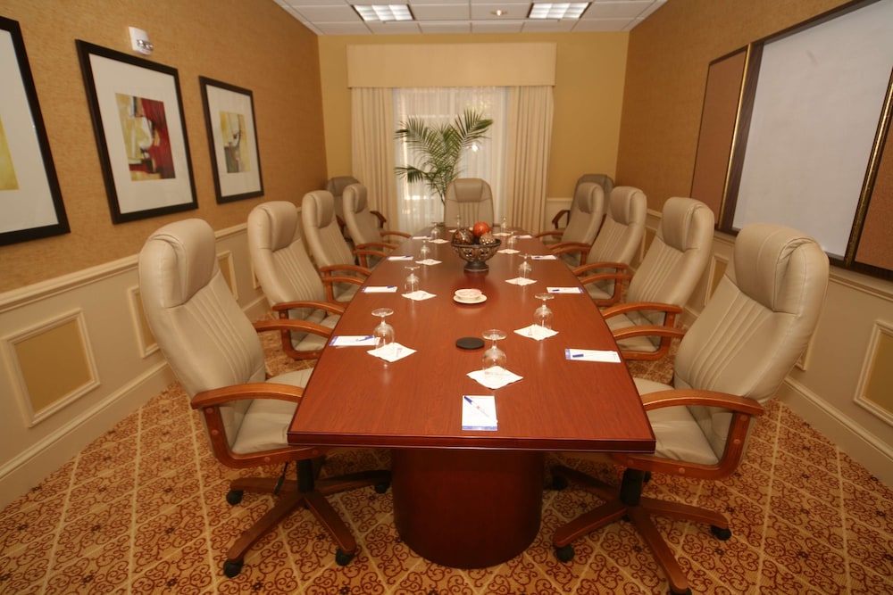 Hilton Garden Inn Anderson - photo 31