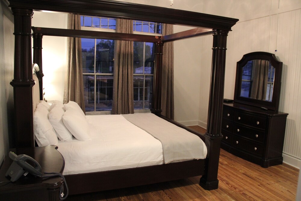 The Inn on the River - photo 7