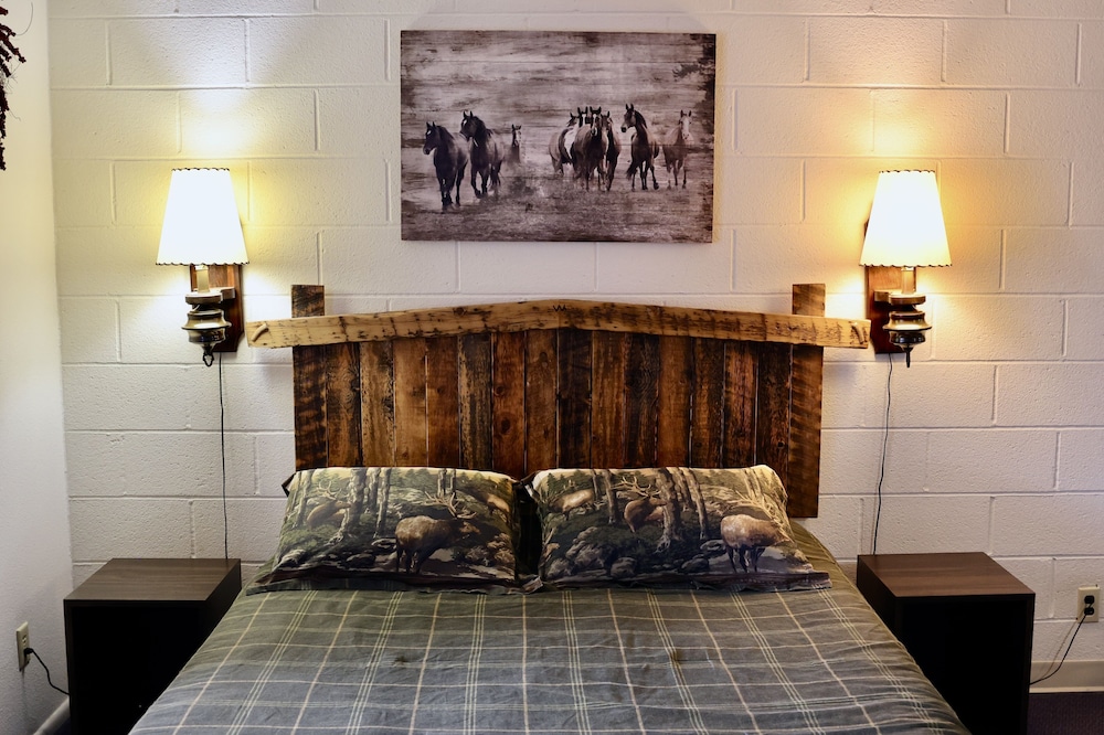 Rocky Mountain Lodge - photo 24