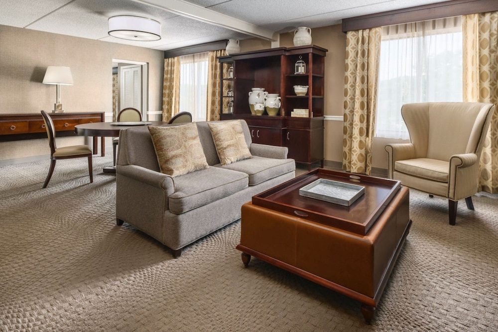 Sheraton Great Valley Hotel - photo 16